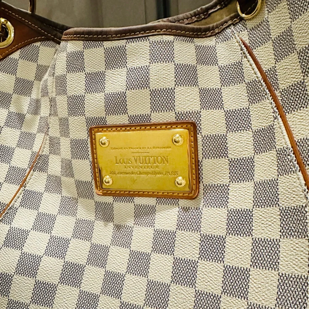 Louis Vuitton Damier Azur Galleria GM - Picture 2 of 12